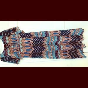 Chic, brand new long dress * perfect for fall*